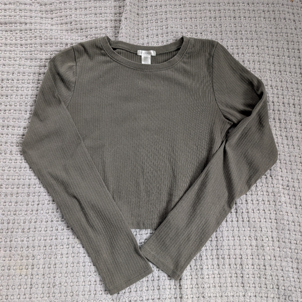 Bozzolo Ribbed Knit Army Green Tee